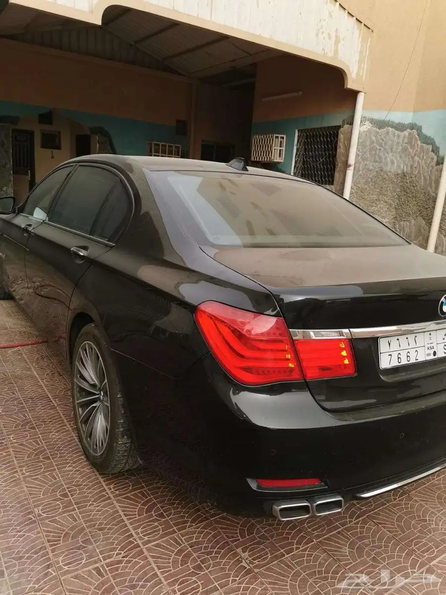 bmw 750 2011 8