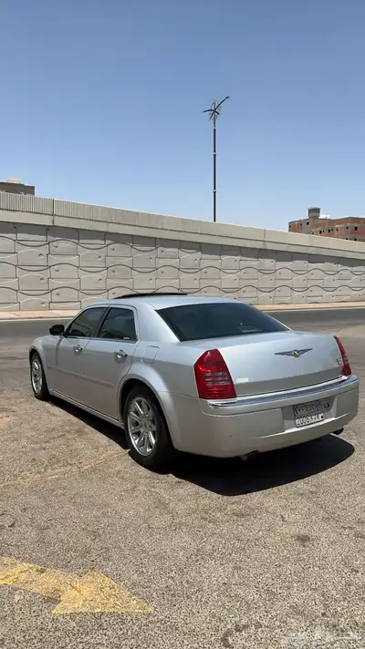 كرايزلر 2006 C300 HEMI 6