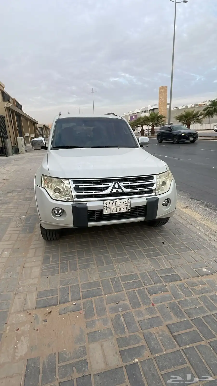 باجيرو 2011 1