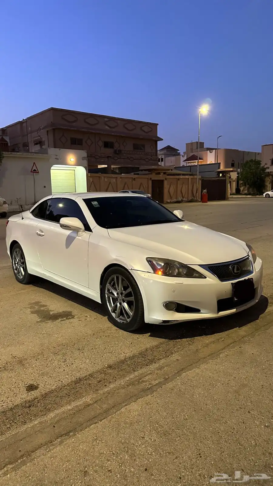 لكزس is 300 كوبيه 2009 4