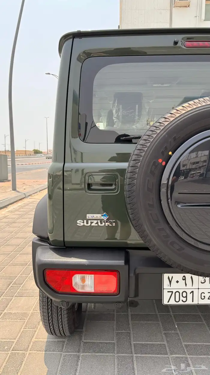سوزوكي جيمني 2024 9