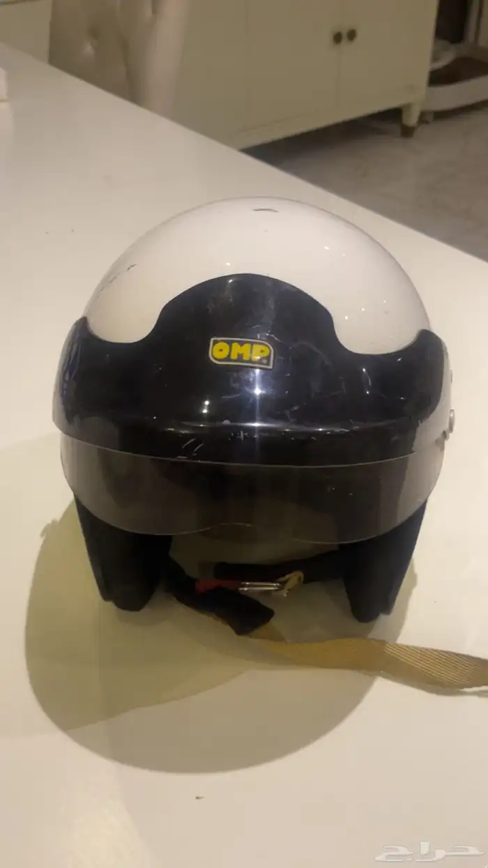 خوذتين للبيع 2