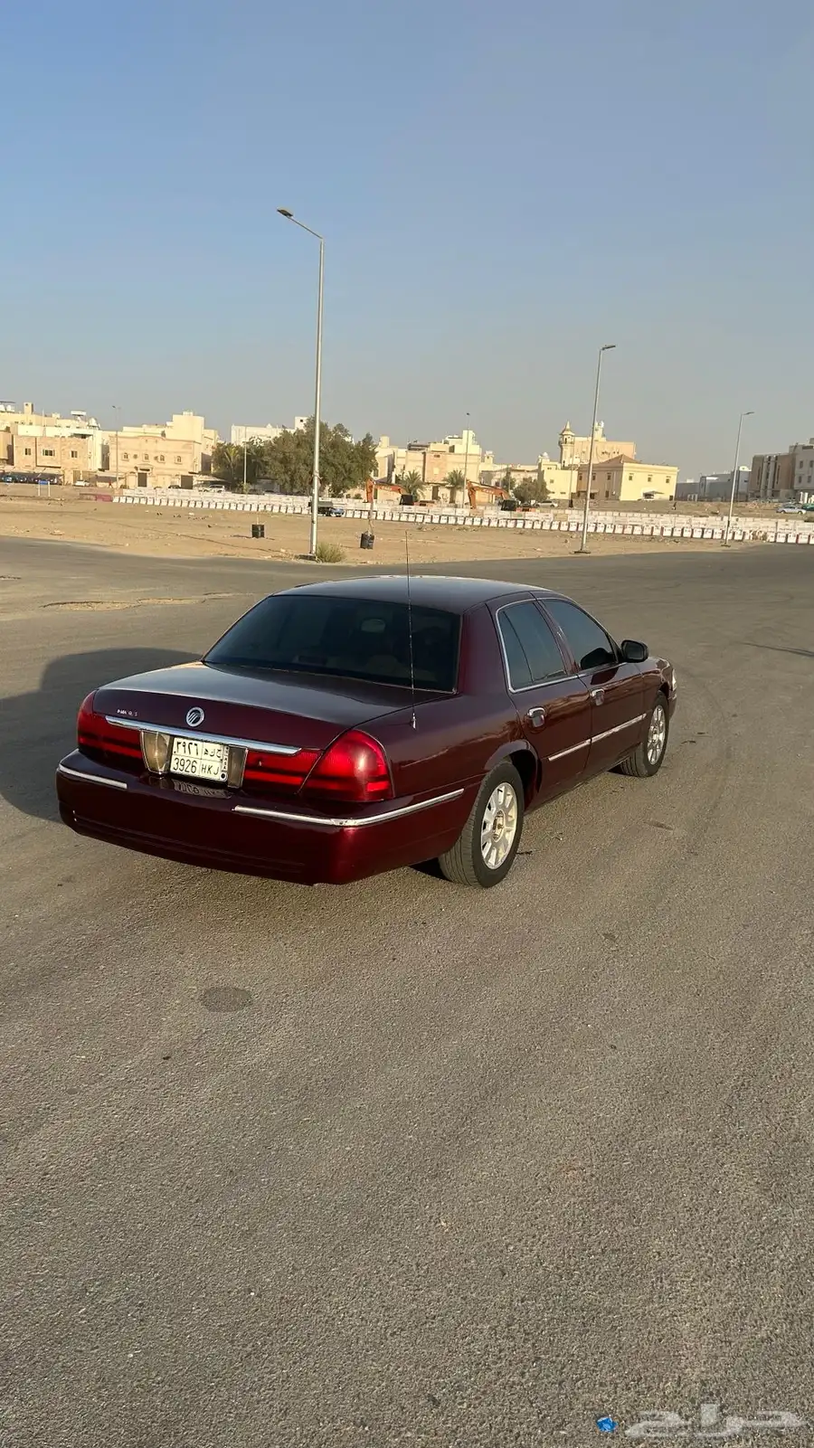 ماركيز 2005 عنابي 2