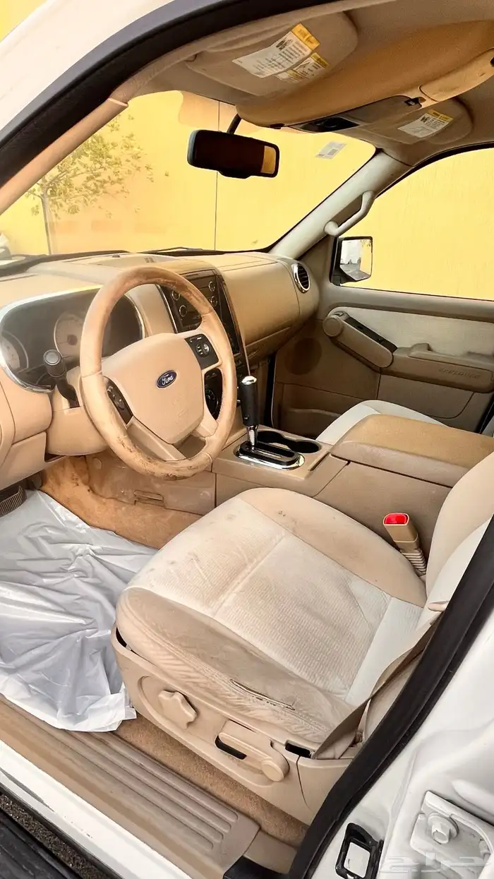 للبيع اكسبلور 2010 4