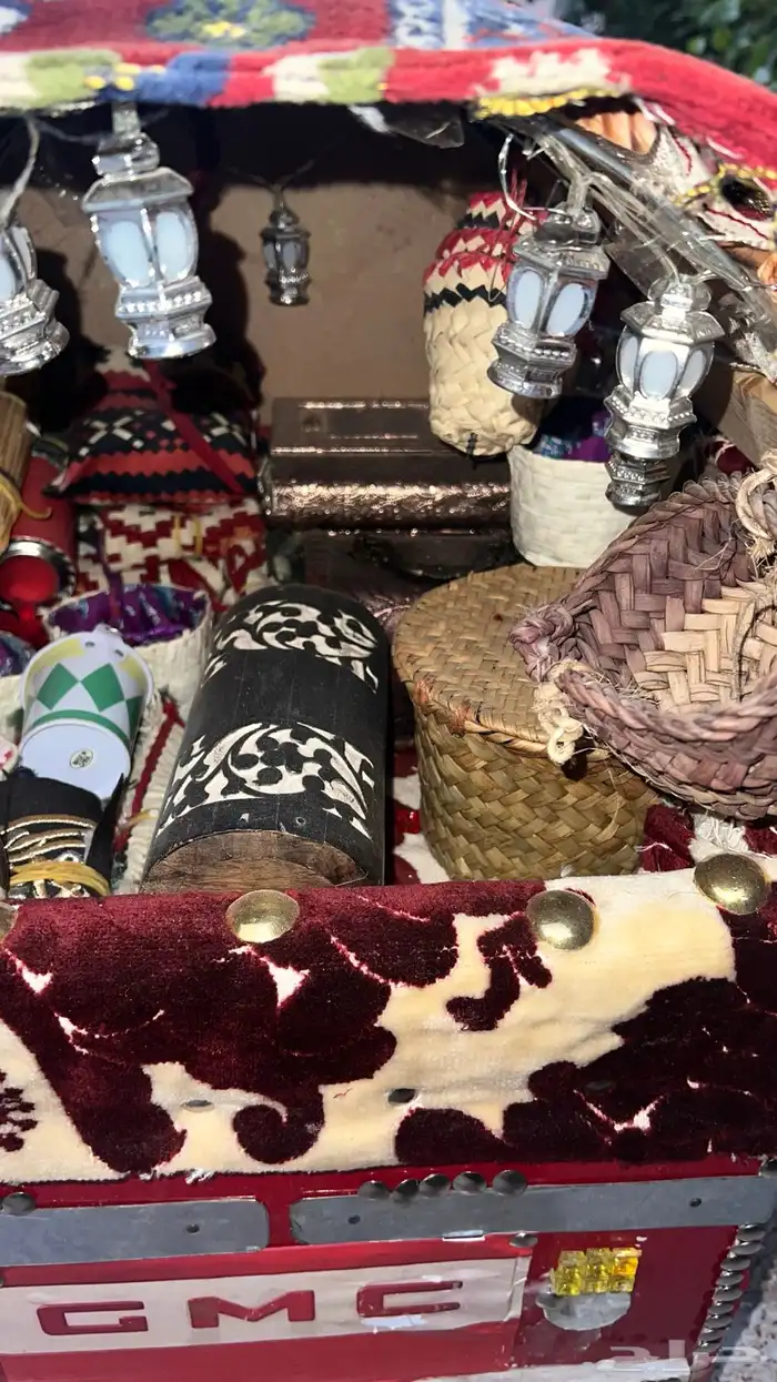مجسمات سيارات تراثية شغل يدوي 7