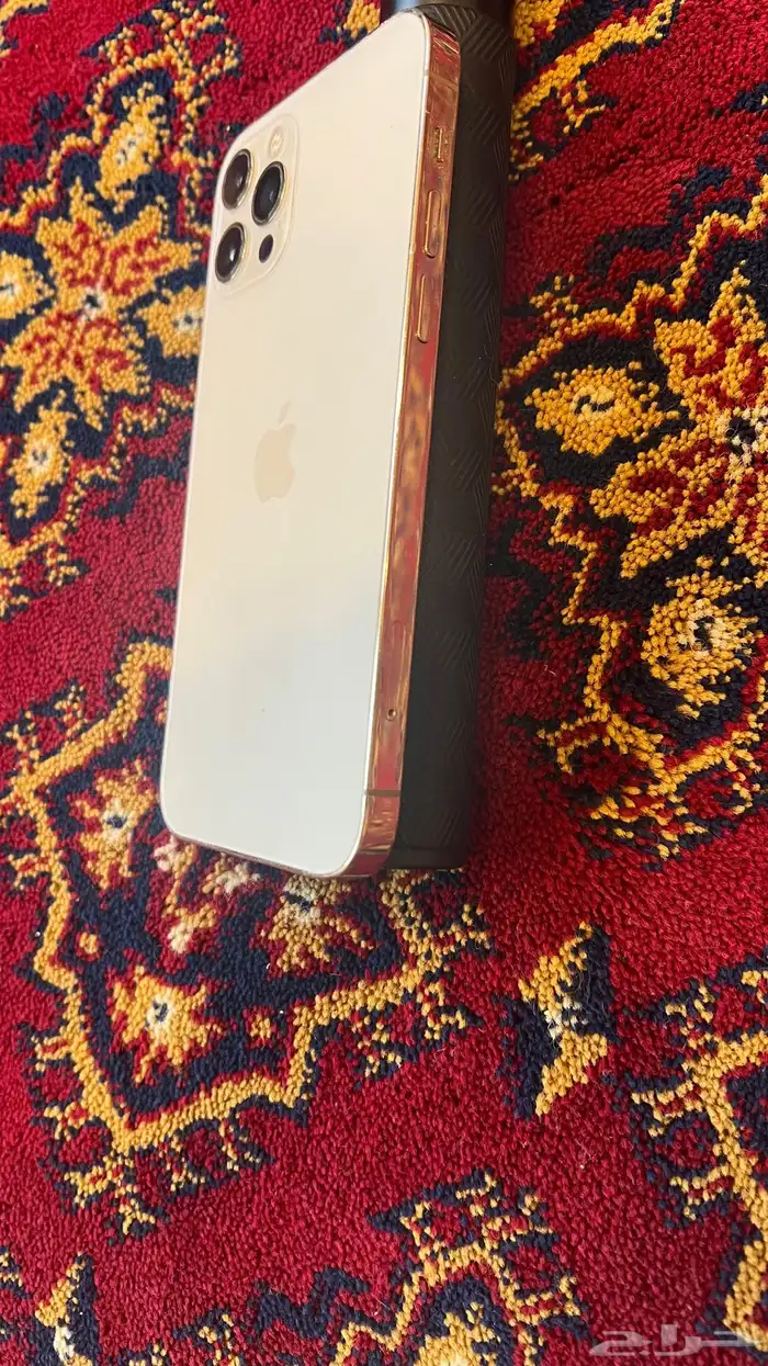 آيفون 12 1