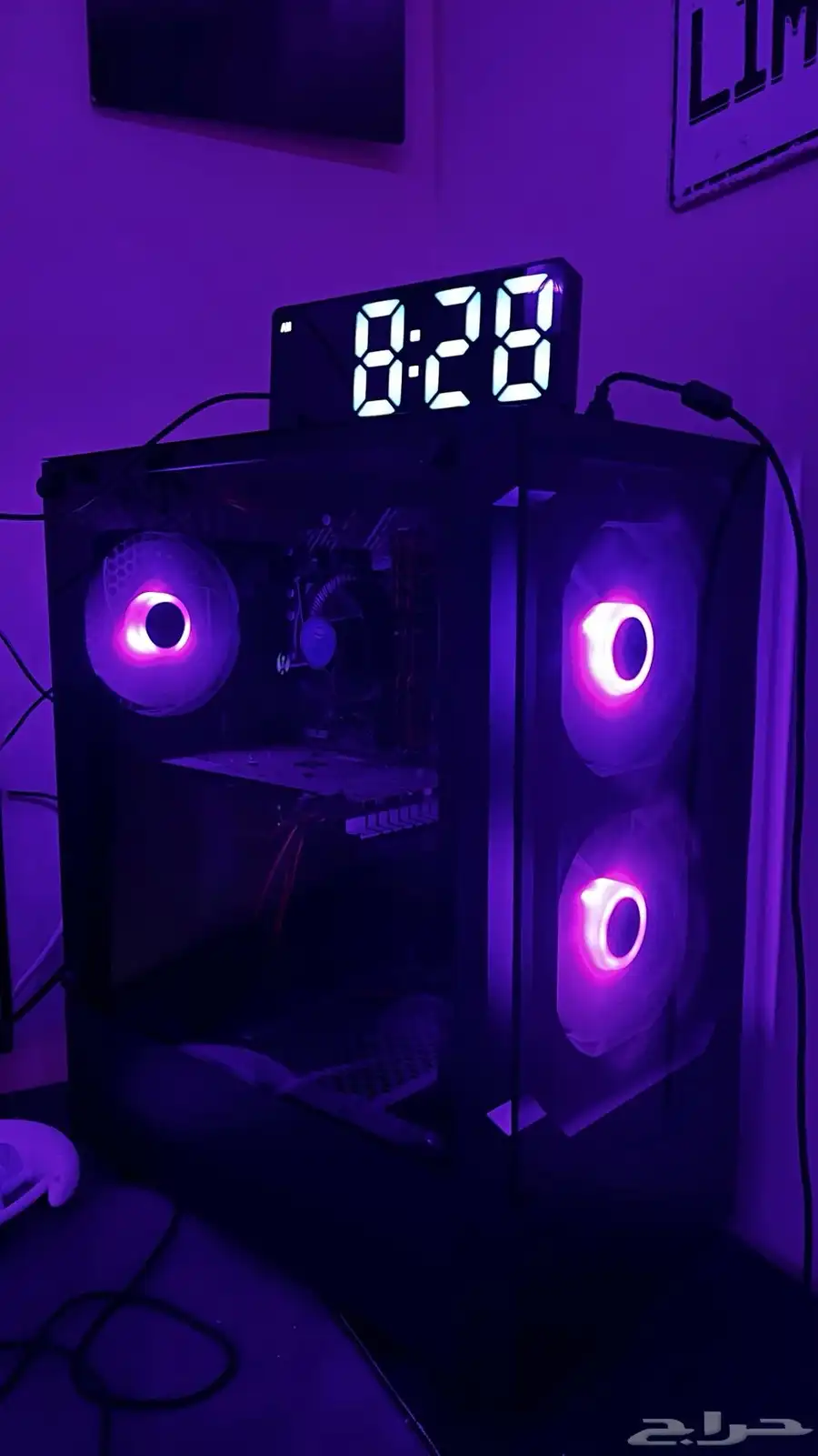 البي سي نفس مواصفات الي بالصوره بس فرق كرت الشاشه1650 GTX 0