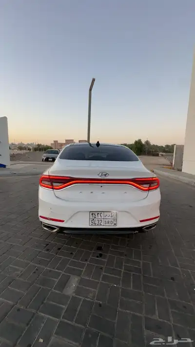 للبيع ازيرا 2018 12