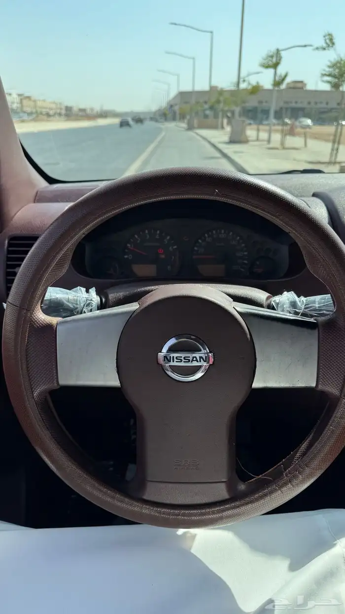 نيسان نفارا تماتيك بنزين 10
