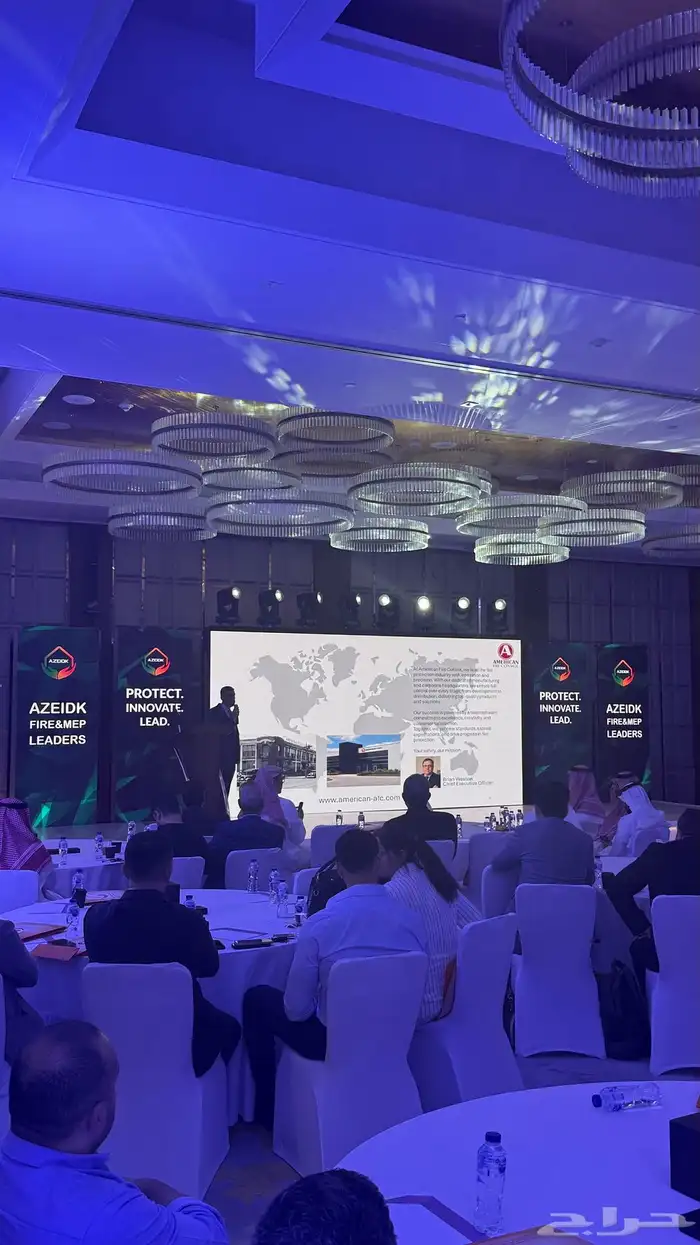 شاشات مؤتمرات معارض افتتاحات حفلات 3