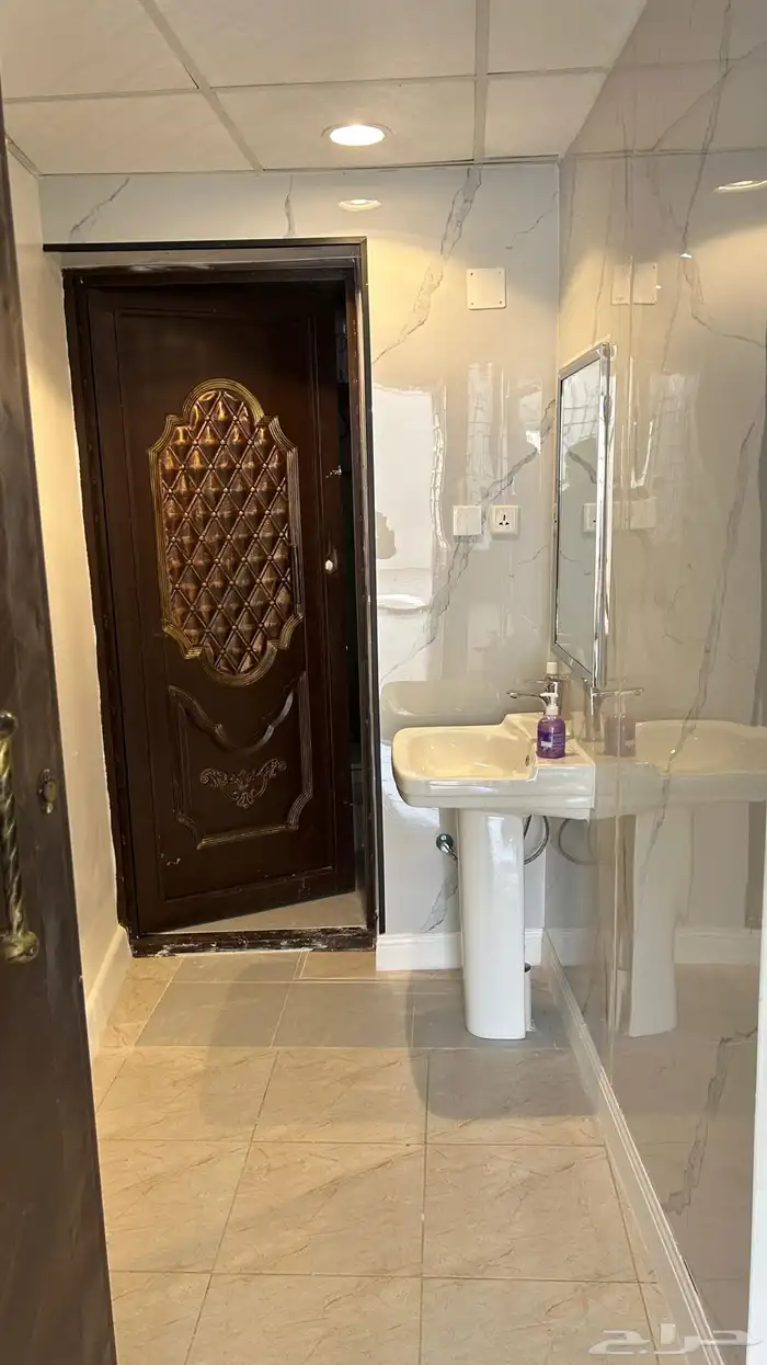 مجمع سكني - للايجار اليومي - عوائل 7