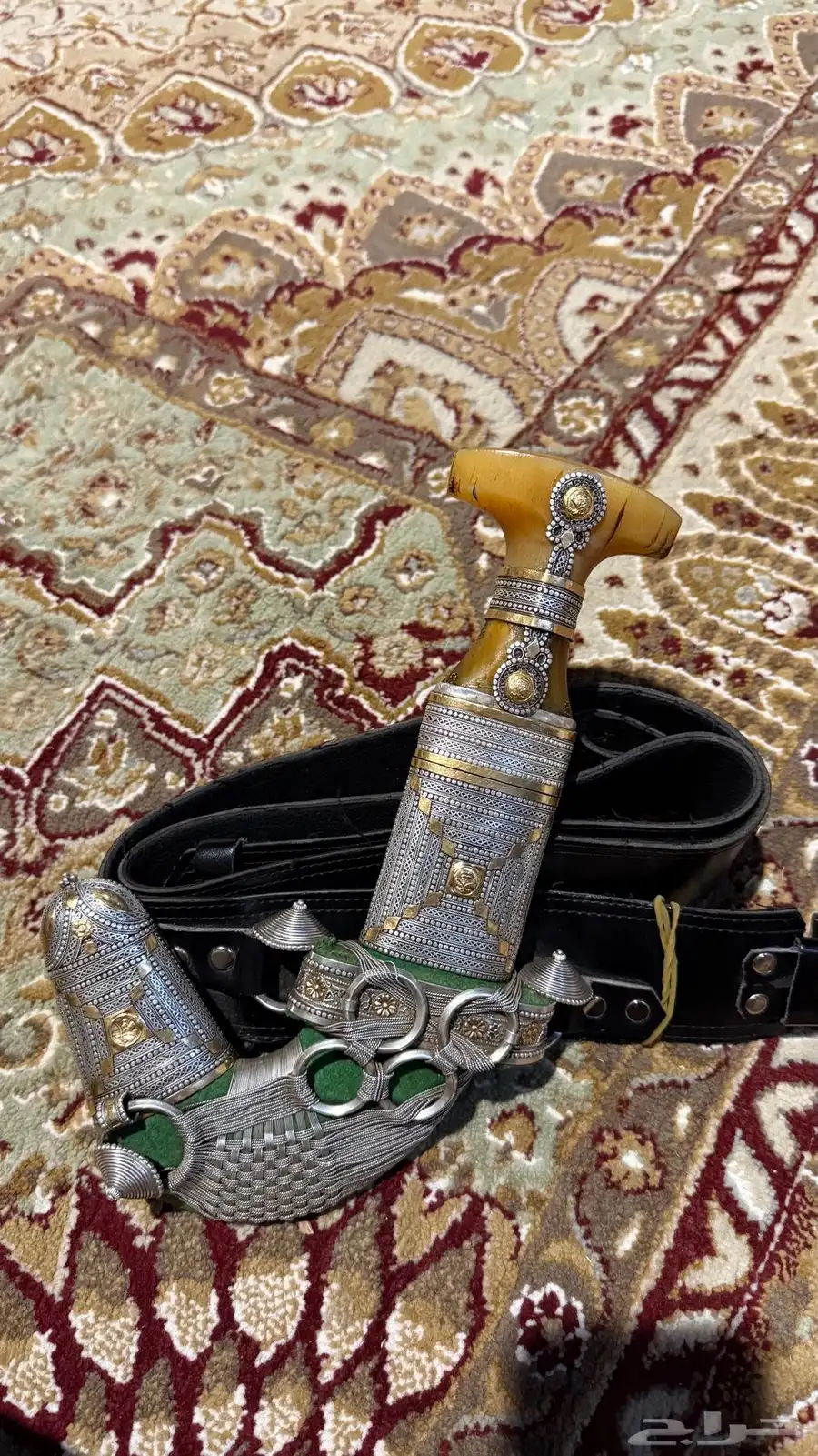 خنجر زراف صب ذهب 1