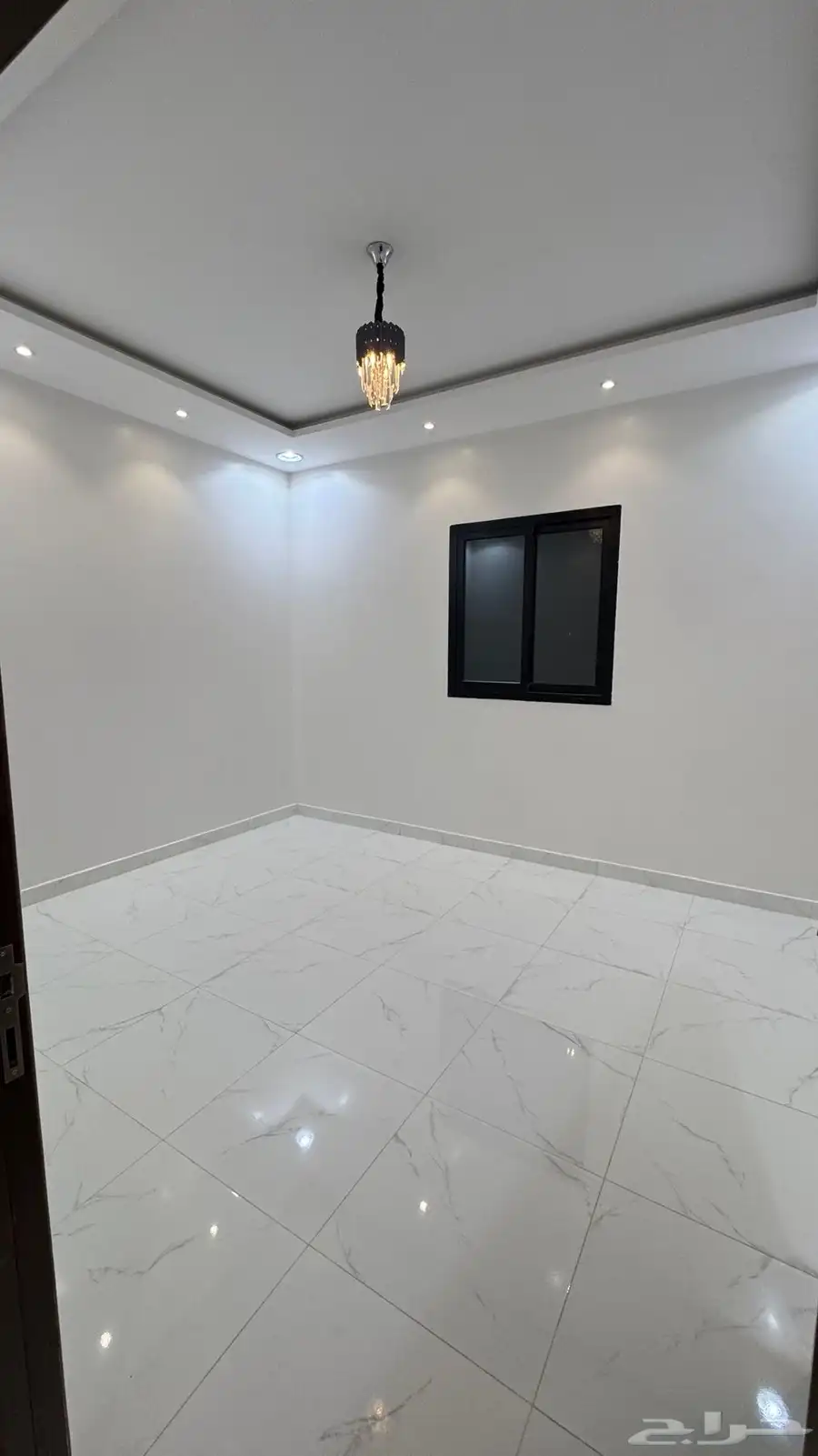 شقة علوية للايجار بعنيزة 2