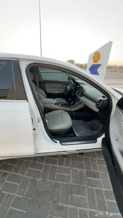 للبيع ازيرا 2018 18
