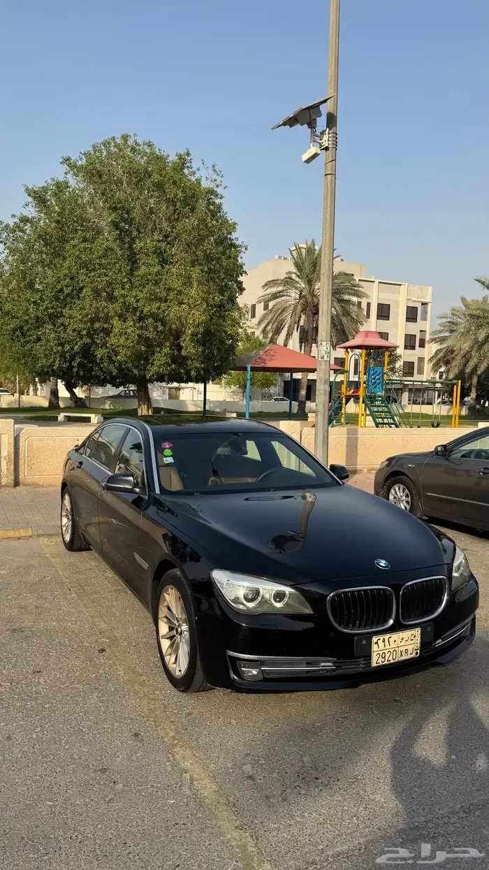 بي ام دبليو الفئه السابعة ( مالك اول ) 2