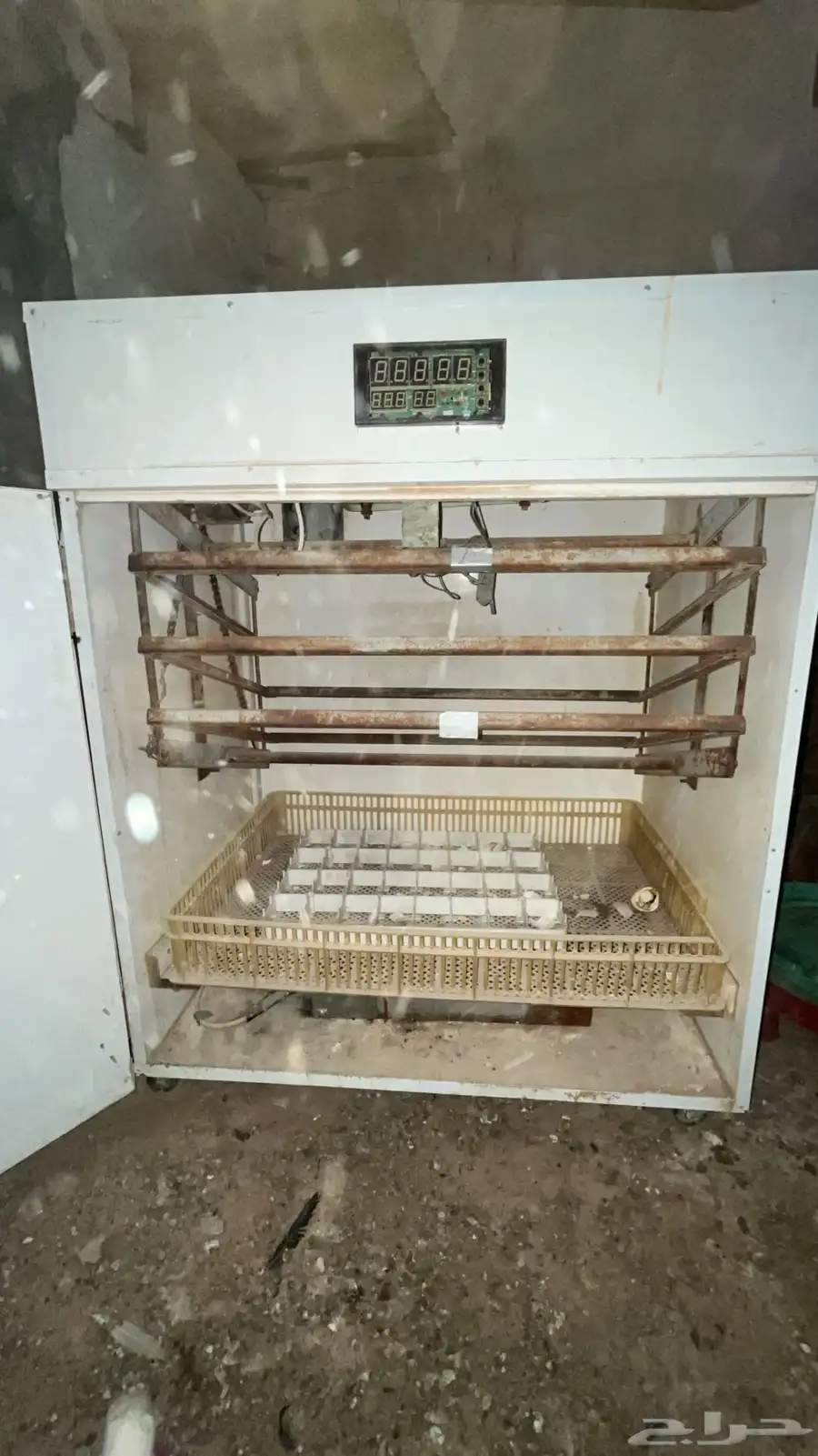 فقاسه 500 بيضة 2