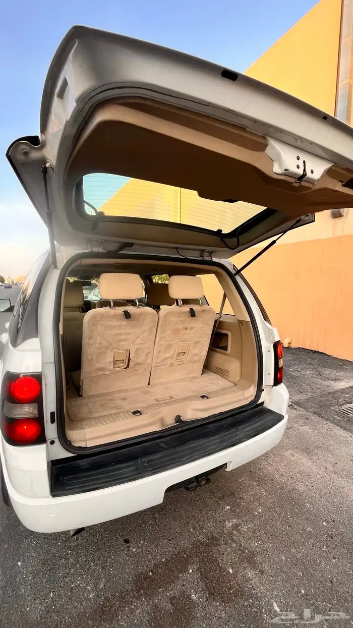 للبيع اكسبلور 2010 7