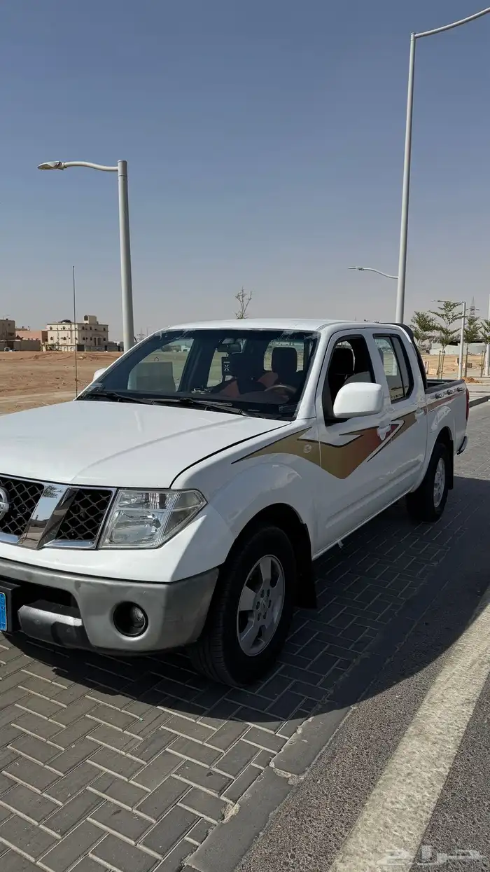 نيسان نفارا تماتيك بنزين 2