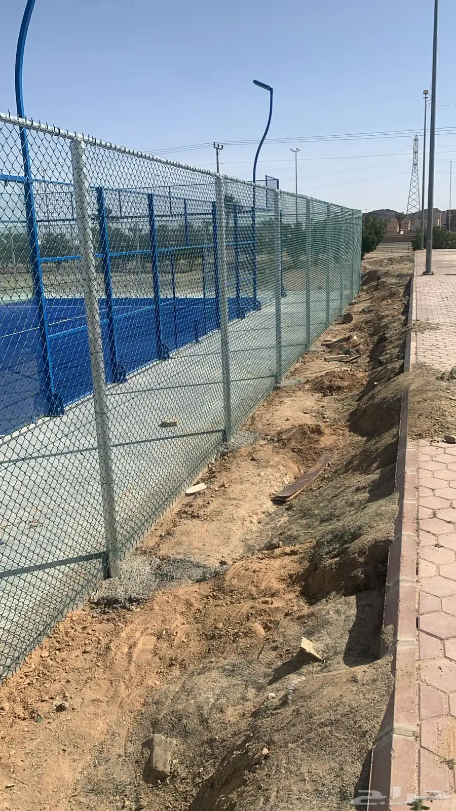 شبك معدني للملاعب الرياضيه والحدائق 21