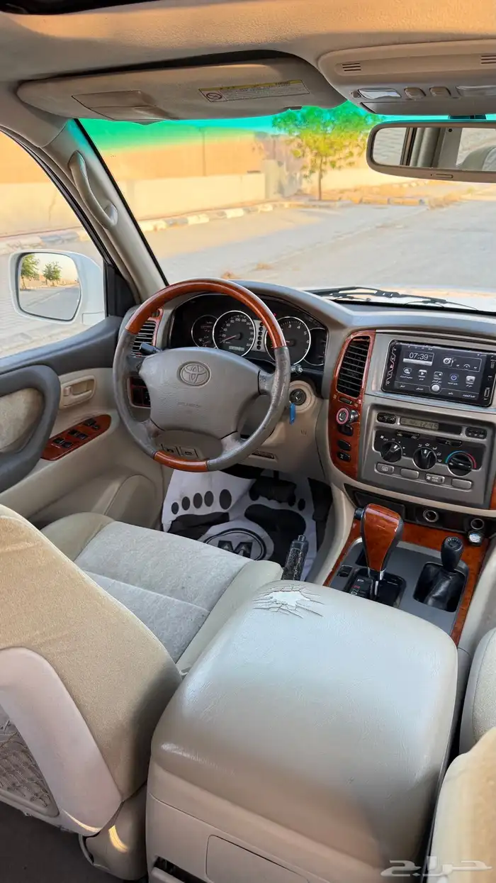 لاندكروزر GXR 2006 لمتد 23