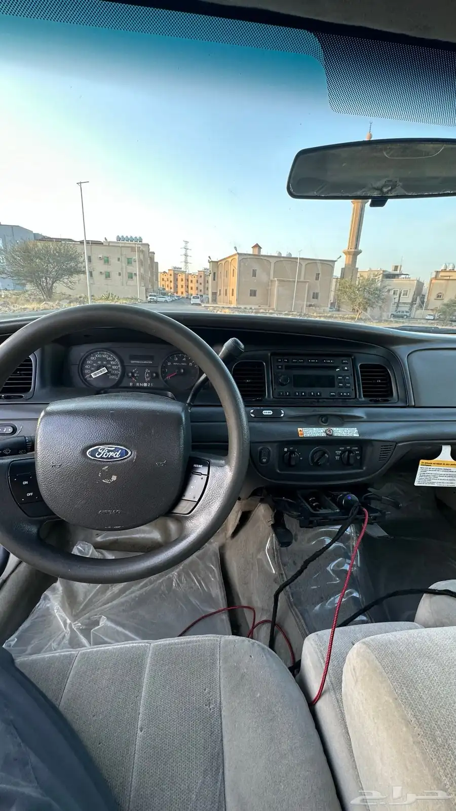 فورد بوليسي 8