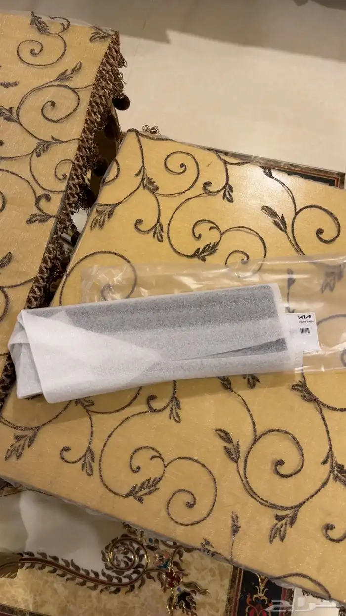 قاعدة لوحة كيا كادينزا 2016 اصلية 0