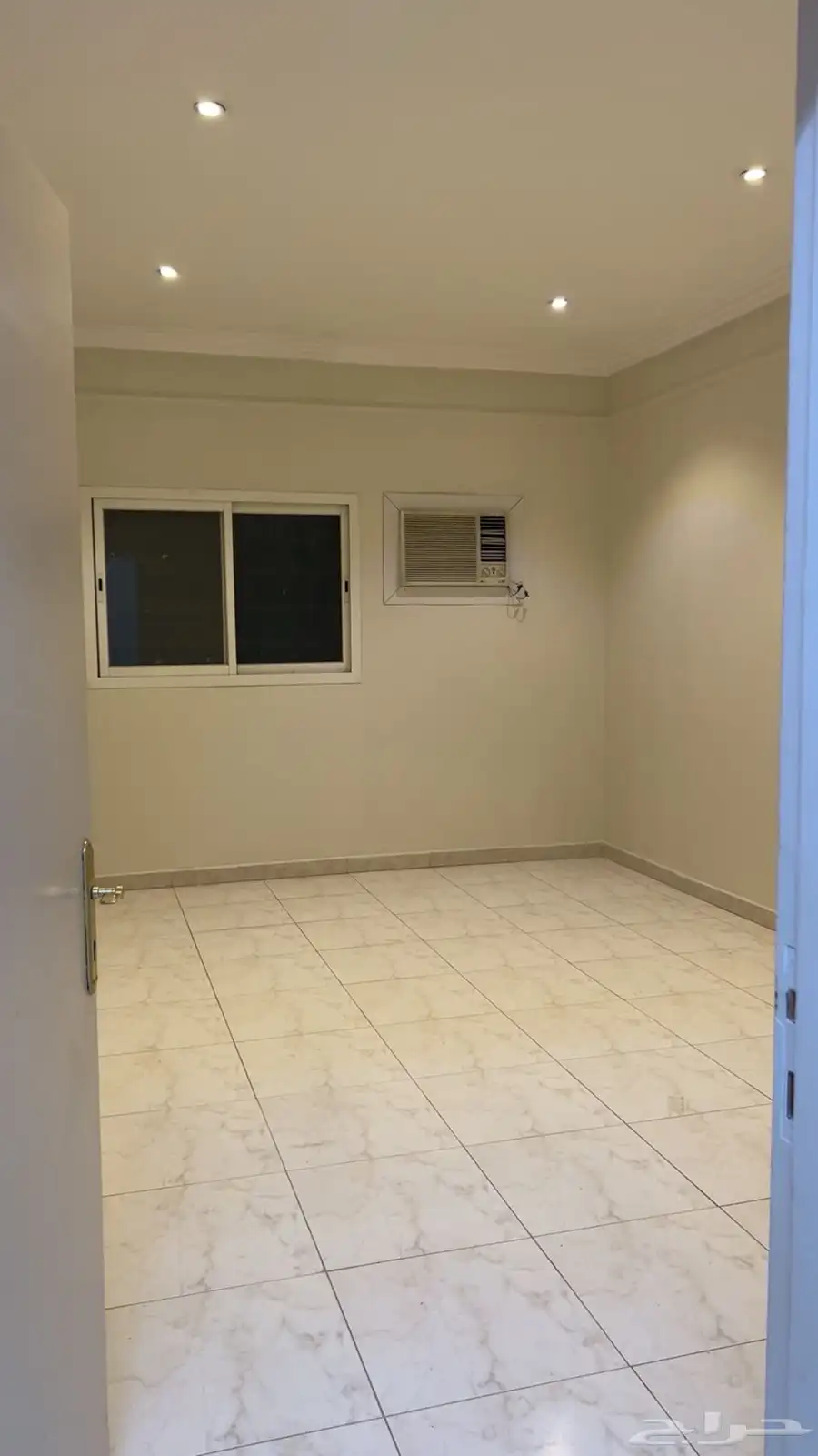 شقه للايجار حي المحمديه 3غرف 1