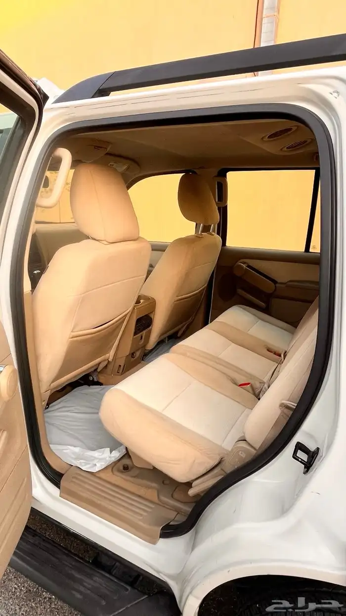 للبيع اكسبلور 2010 5