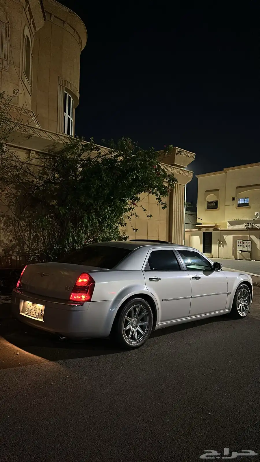 كرايسلر 2006 C300 HEMI 0