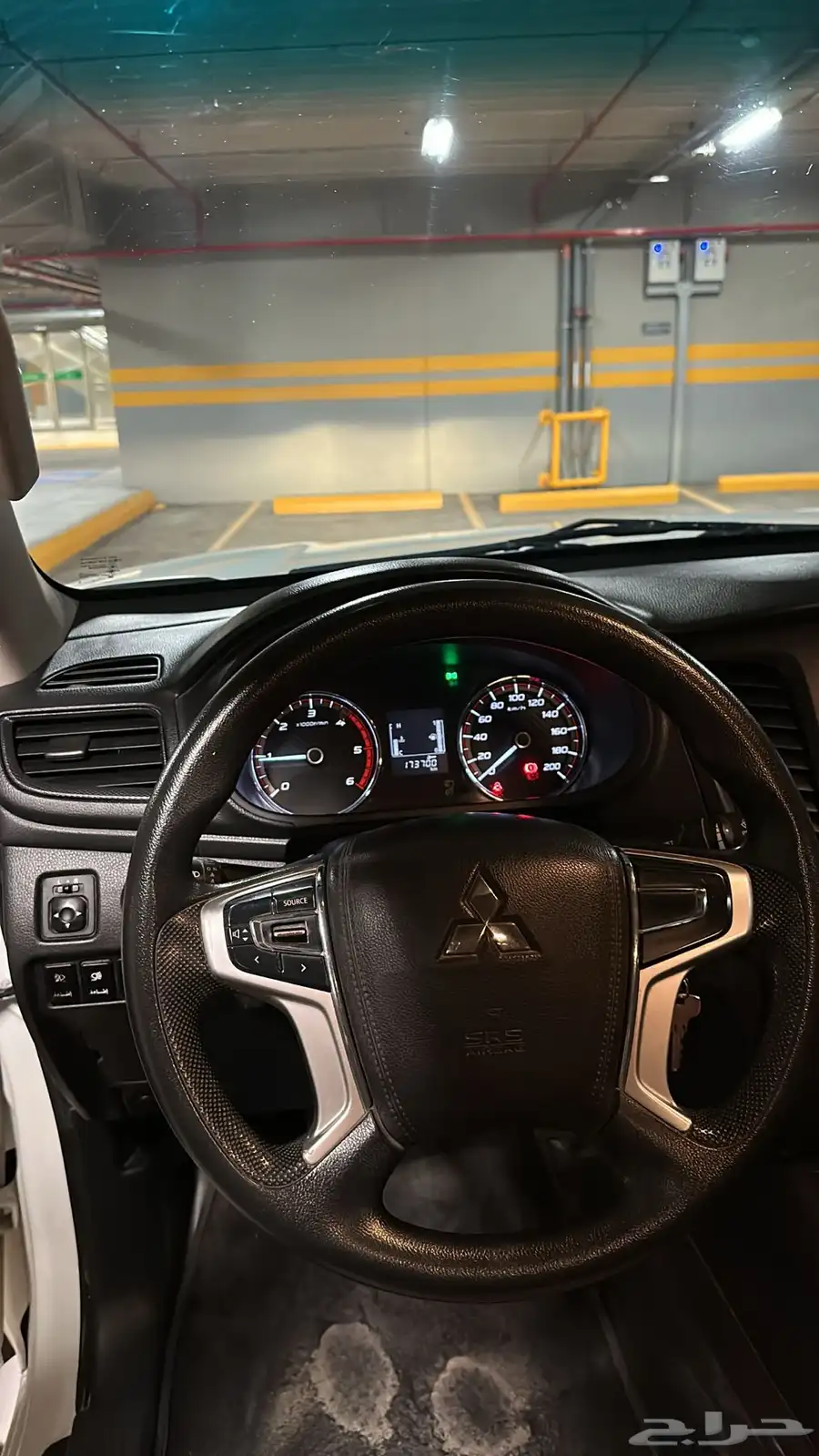 مستبيشي L200 11
