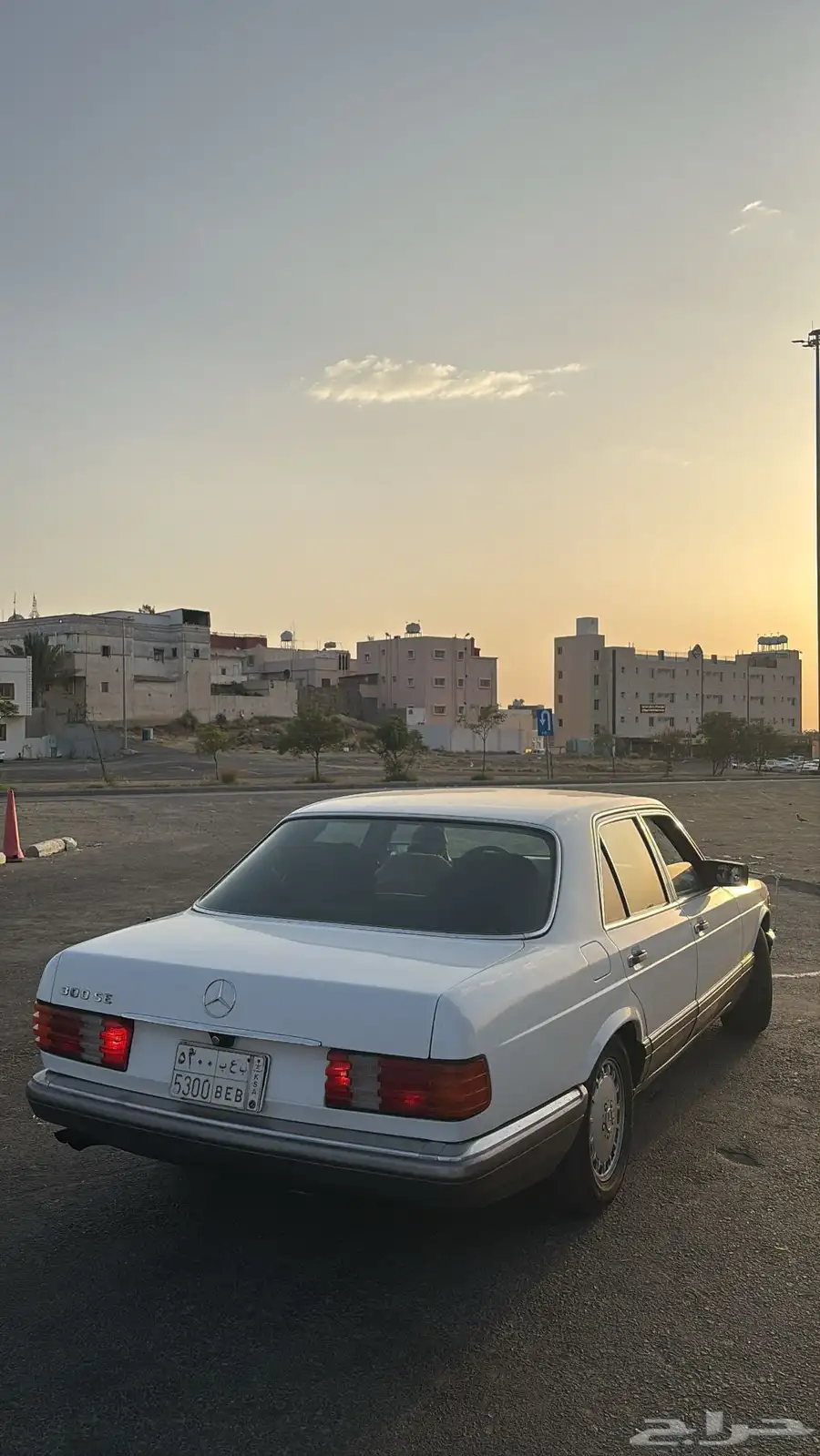 مرسدس بنز 300se مديل 1987 0