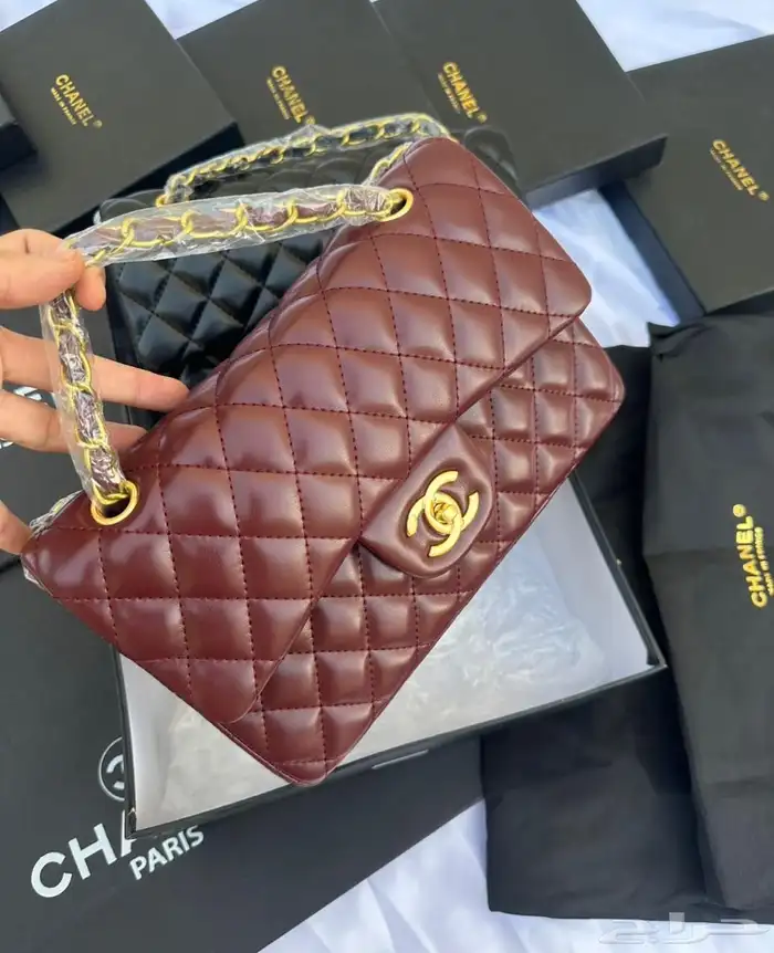 شنط ماركات متعدده بسعر مخفص 10