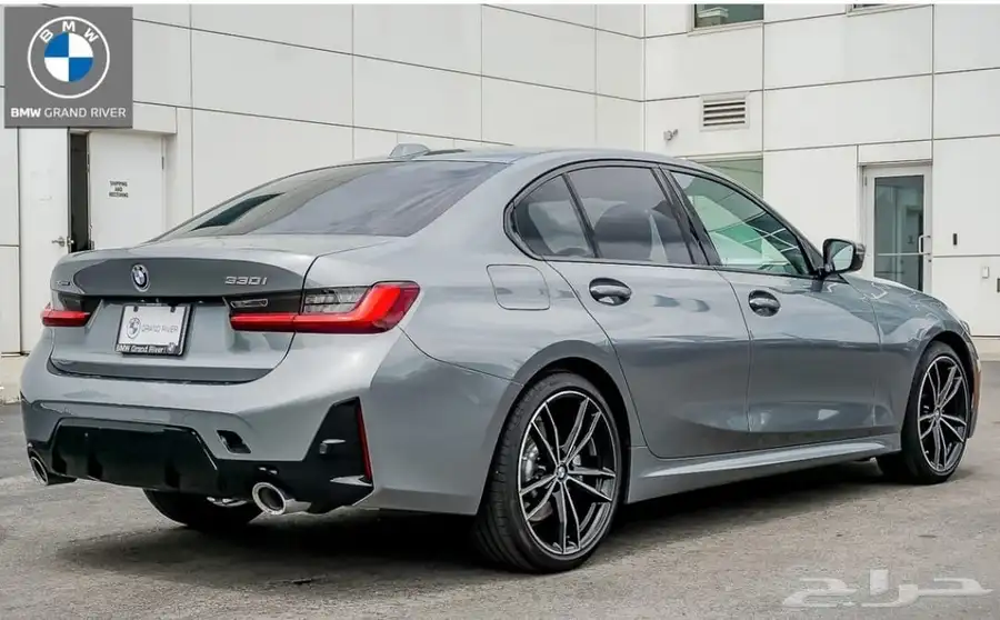 بي ام دبليو BMW 3 Series 330i M Sport موديل 2023 2