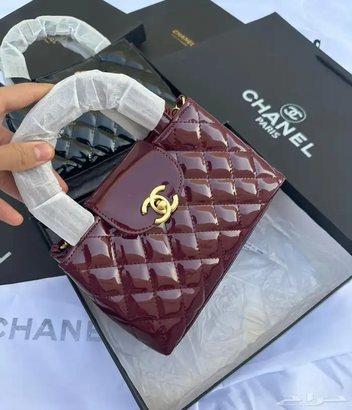 شنط ماركات متعدده بسعر مخفص 43