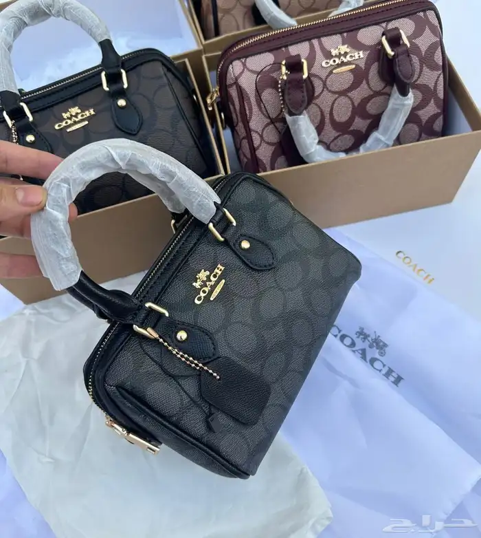 شنط ماركات متعدده بسعر مخفص 17