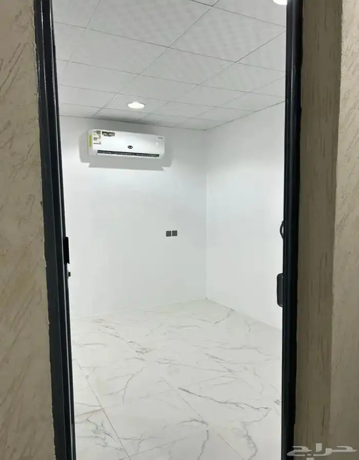 للاجار غرف سكن في حي الخير 2