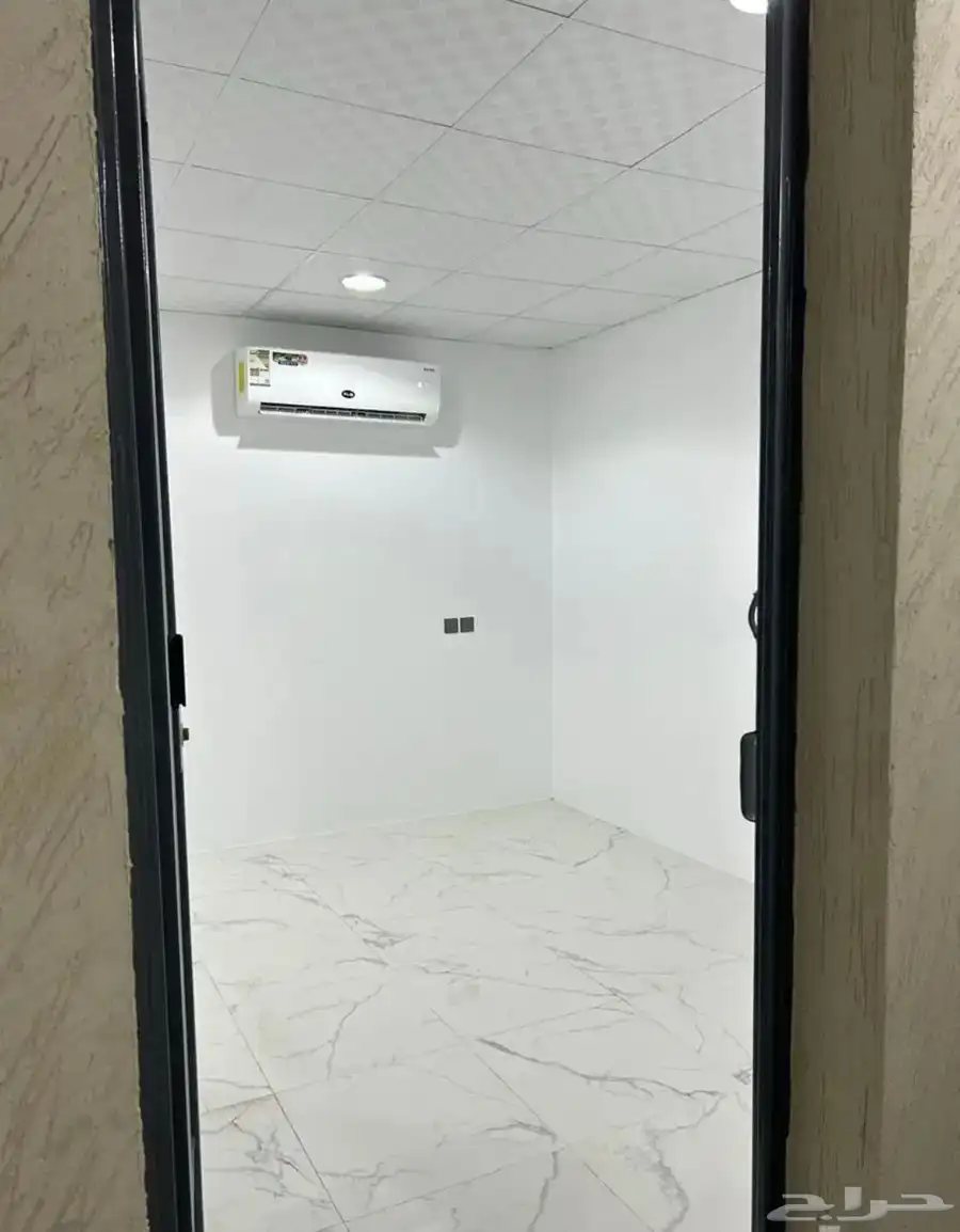 للاجار غرف سكن في حي الخير 2