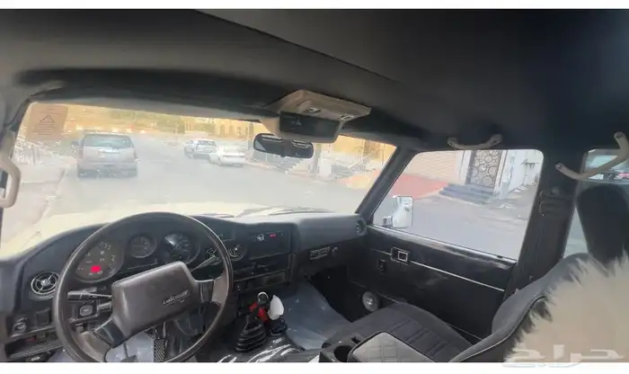 لاندكروزر 88 vx فل كامل 13
