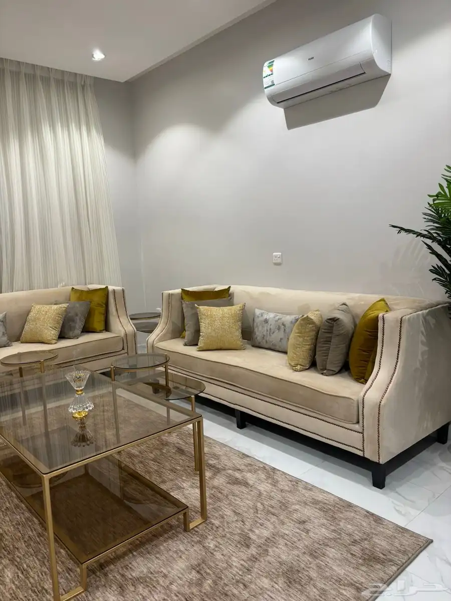 3 كنبات نظيفه وطاولات وسجاد وستاره 2