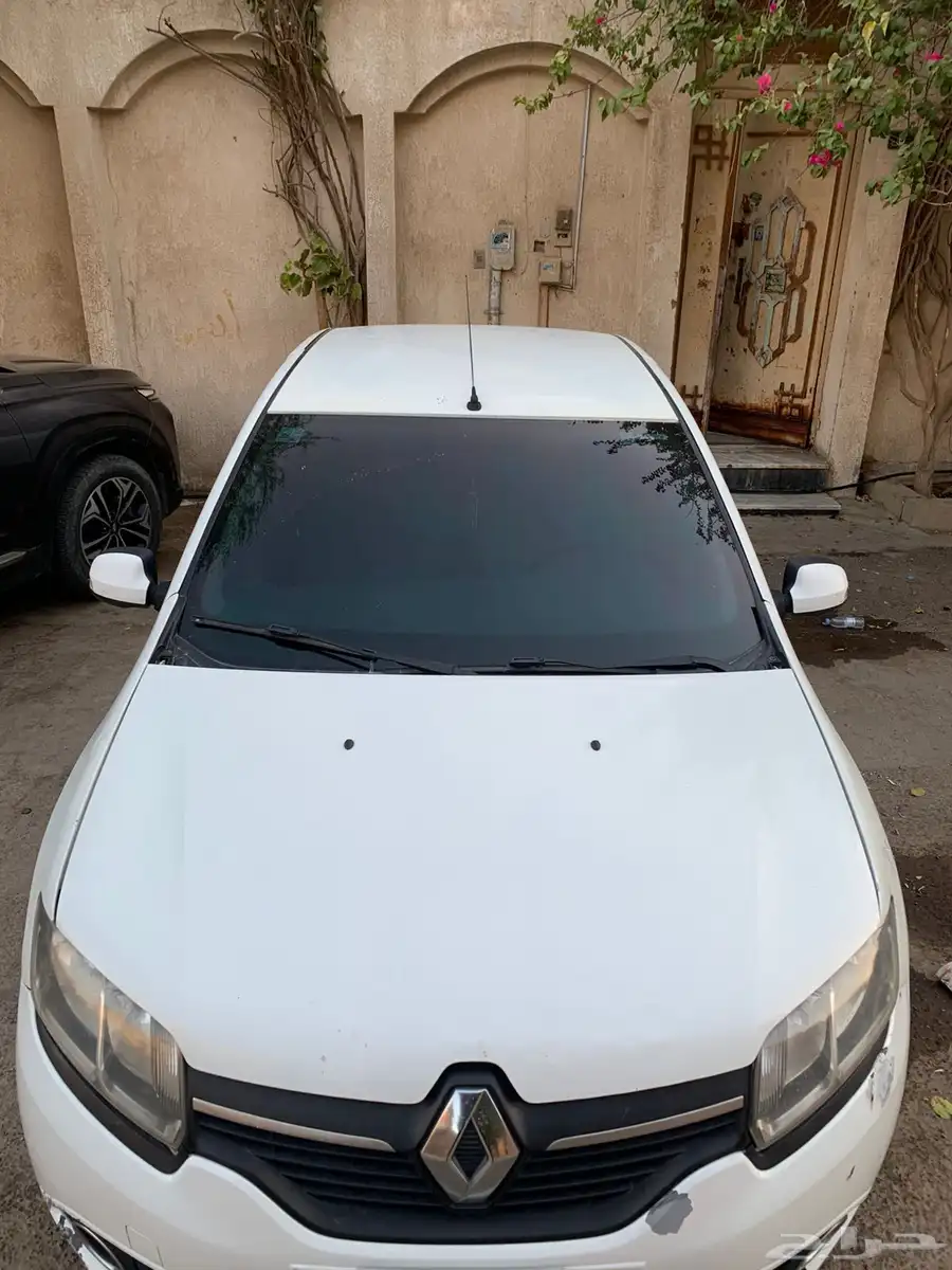 رينو سنبل 4