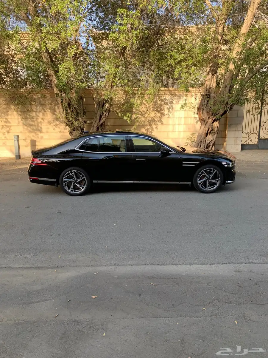 جينسس G90 رويال 2023 6