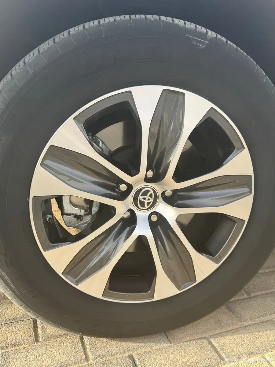 هايلاندر 2023GLE 4