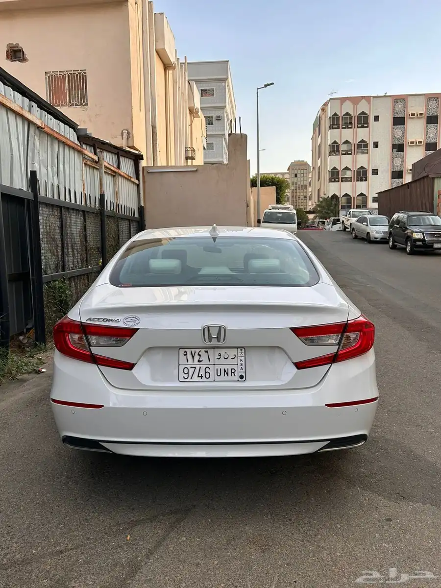 هوندا اكورد 39