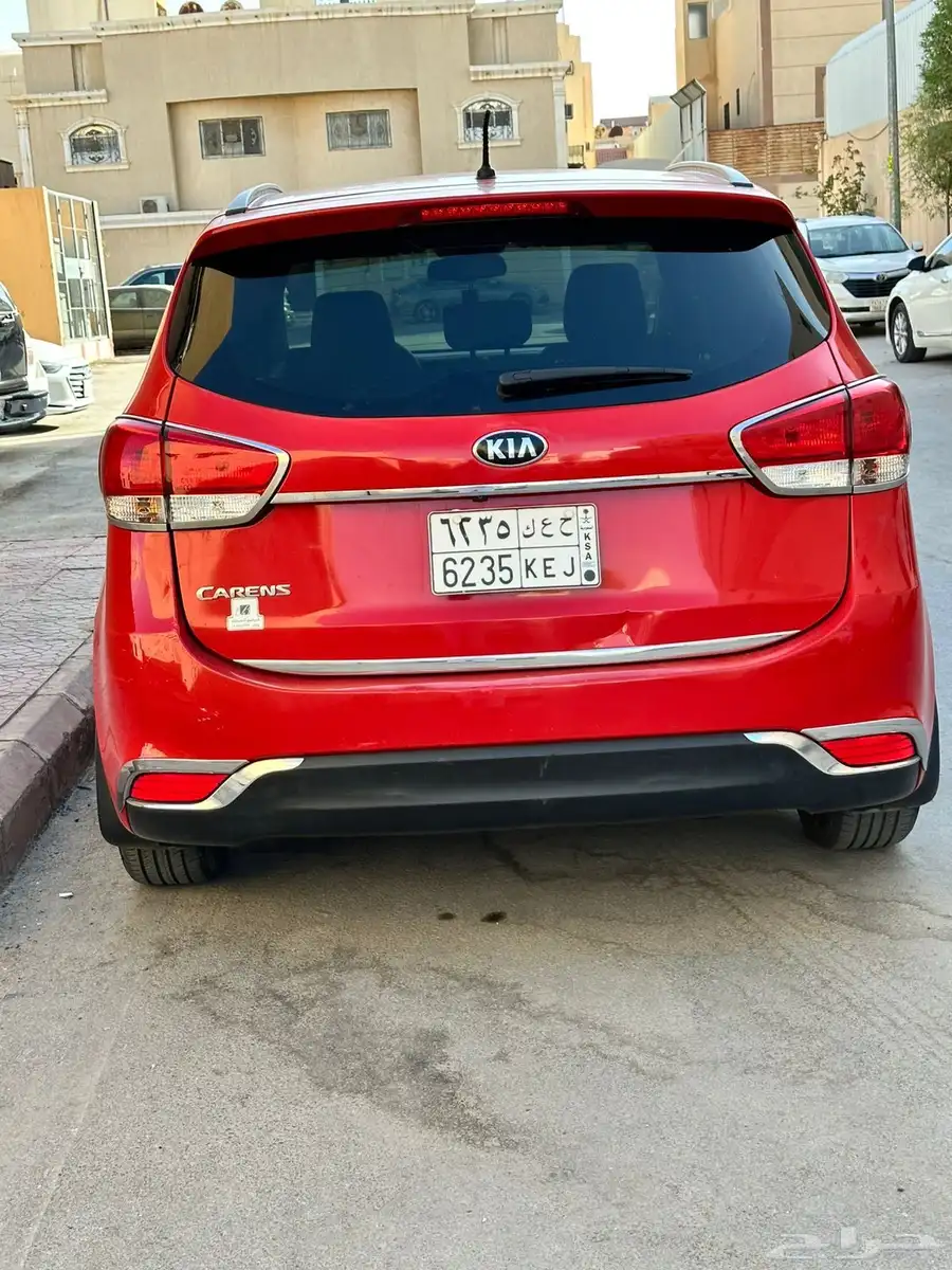 كيا كارينز2014 2