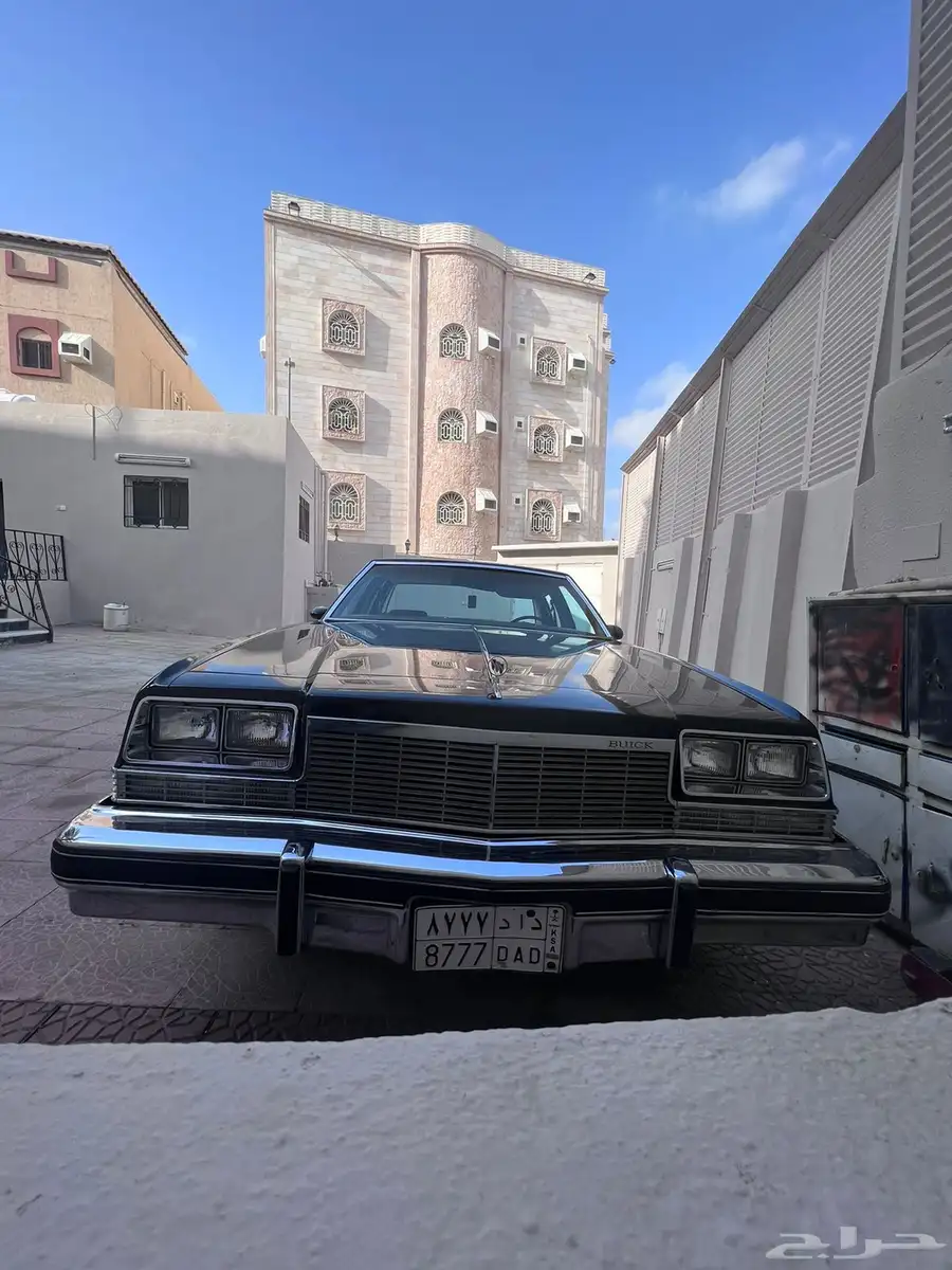 للبيع بيوك لاسبير 1977 8