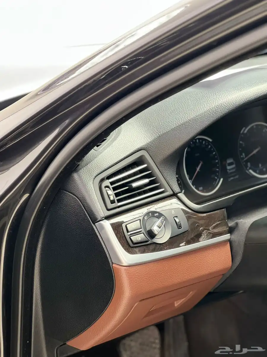 بي ام دبليو - 2013 - 530i 11