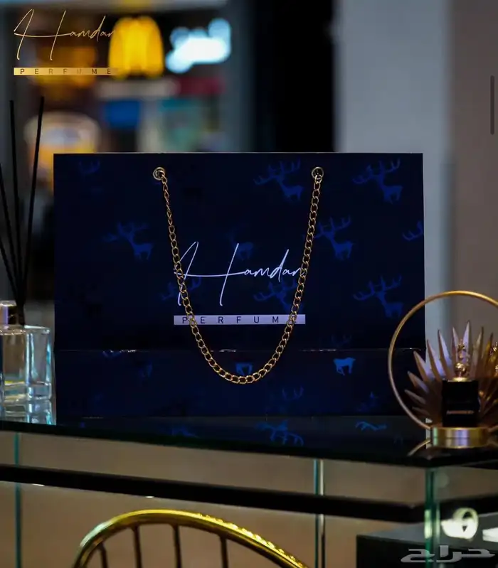 عطر فخم وراقي وقوي برائحة العنبر والعسل 4