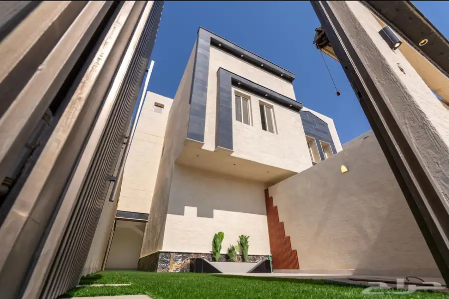 للبيع دور علوي حي الملقا بالخرج 0