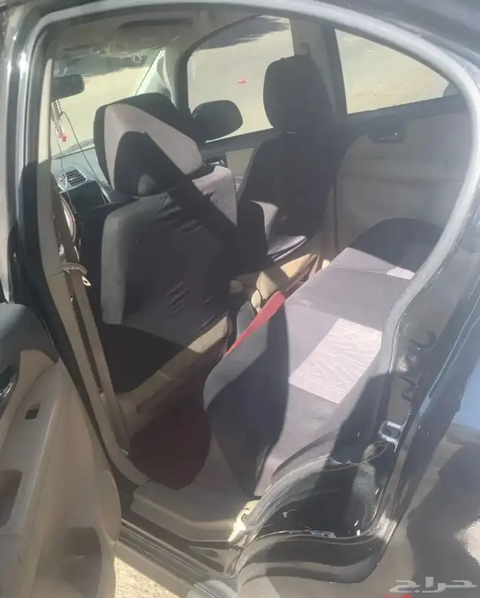 سوزوكيSX4 2010 4