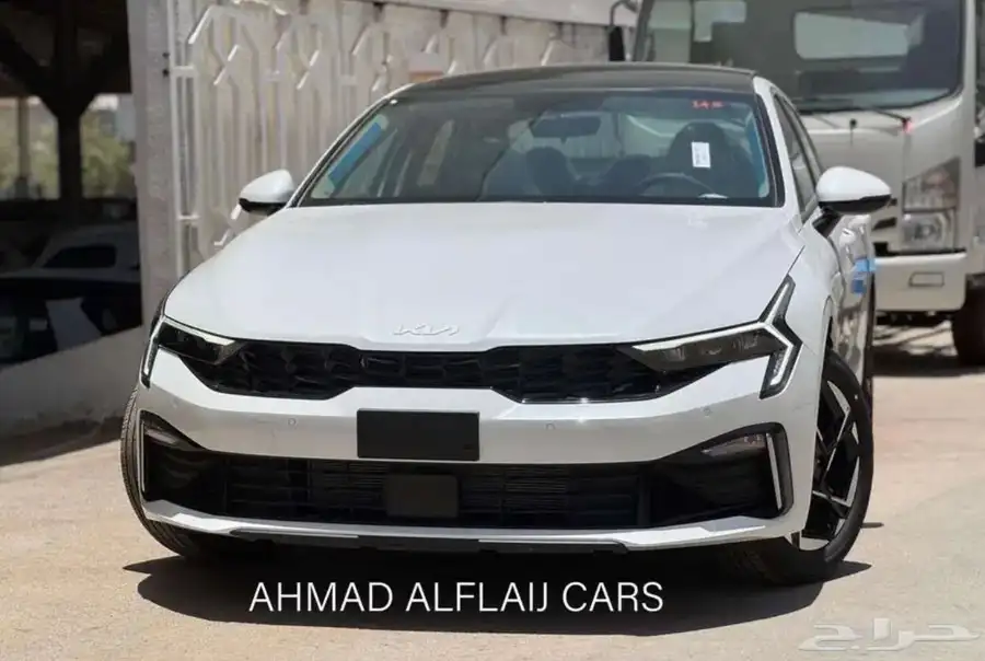 كيا K5 ستاندر مطور 2025 (بانوراما و بدون بانوراما) 3
